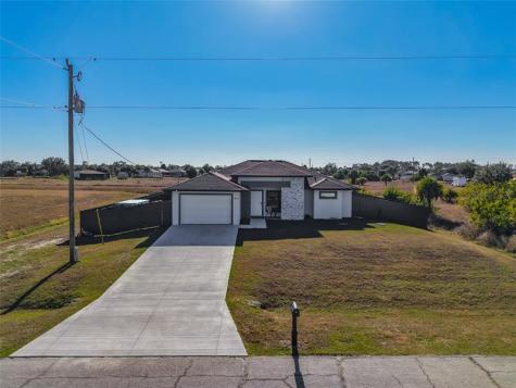 3045 E Briarwood Circle Port LaBelle FL 33935