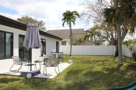18174 NW 21st Street Pembroke Pines FL 33029