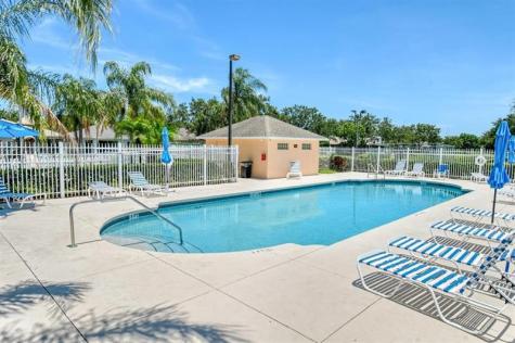 1360 10TH Manor Vero Beach FL 32960