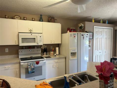 1360 10TH Manor Vero Beach FL 32960