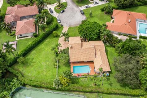 7604 Lexington Lane Parkland FL 33067