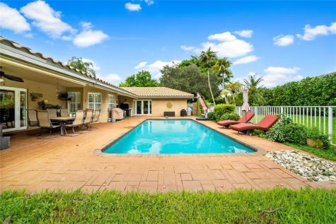 7604 Lexington Lane Parkland FL 33067