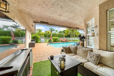 7604 Lexington Lane Parkland FL 33067