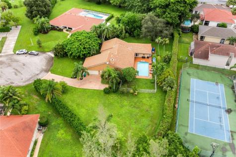 7604 Lexington Lane Parkland FL 33067