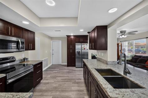 5013 NW 51st Street Tamarac FL 33319