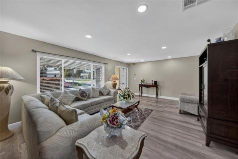 5013 NW 51st Street Tamarac FL 33319