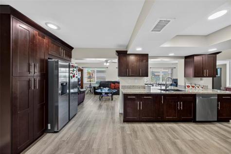 5013 NW 51st Street Tamarac FL 33319