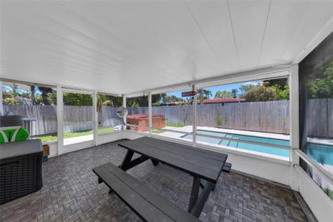 3213 Dover Road Pompano Beach FL 33062