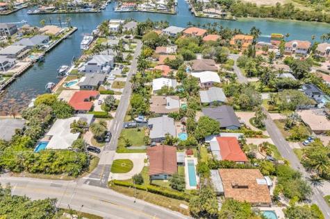 3213 Dover Road Pompano Beach FL 33062