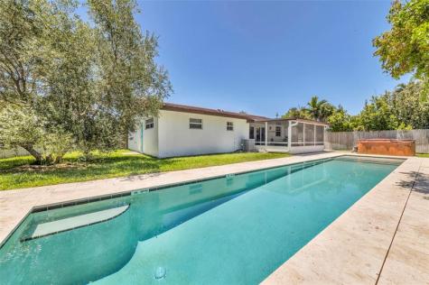 3213 Dover Road Pompano Beach FL 33062