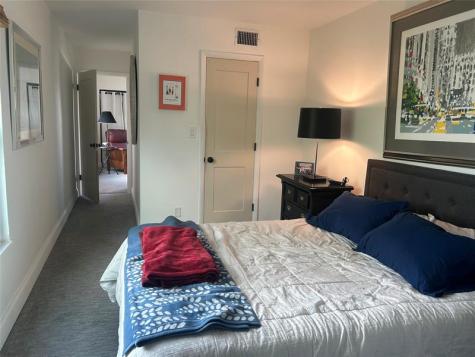 4001 NE 14th Avenue Oakland Park FL 33334