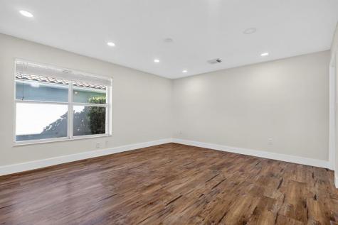 2450 NW 186th Avenue Pembroke Pines FL 33029
