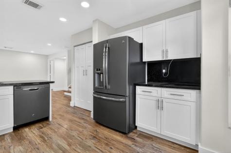 2450 NW 186th Avenue Pembroke Pines FL 33029