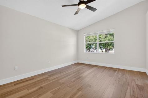 2450 NW 186th Avenue Pembroke Pines FL 33029