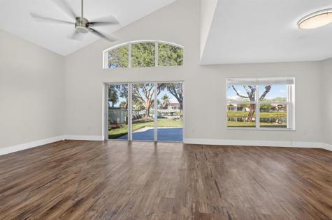 2450 NW 186th Avenue Pembroke Pines FL 33029