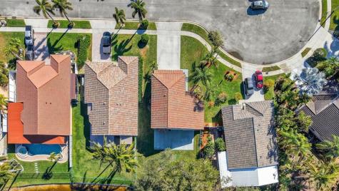 2450 NW 186th Avenue Pembroke Pines FL 33029