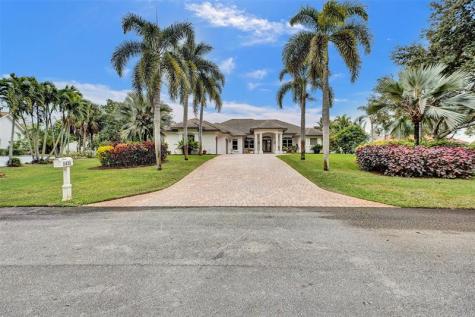 8426 Sawpine Road Delray Beach FL 33446