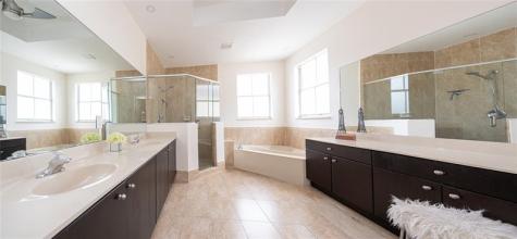 8891 NW 178th Lane Miami FL 33018