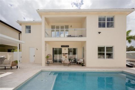 8891 NW 178th Lane Miami FL 33018