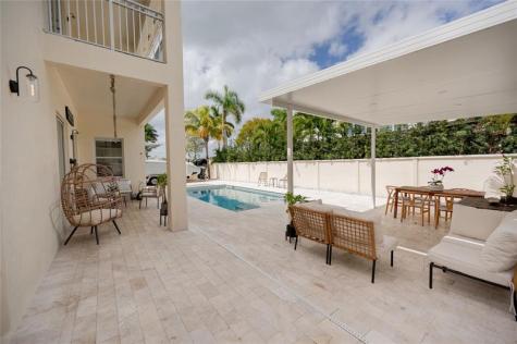 8891 NW 178th Lane Miami FL 33018