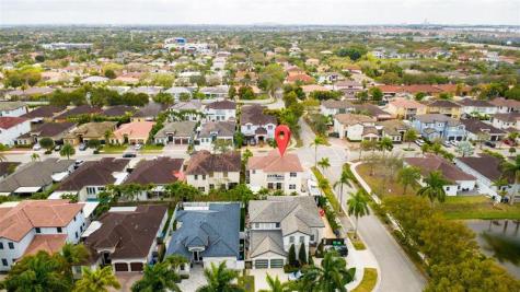 8891 NW 178th Lane Miami FL 33018
