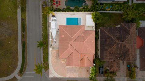 8891 NW 178th Lane Miami FL 33018