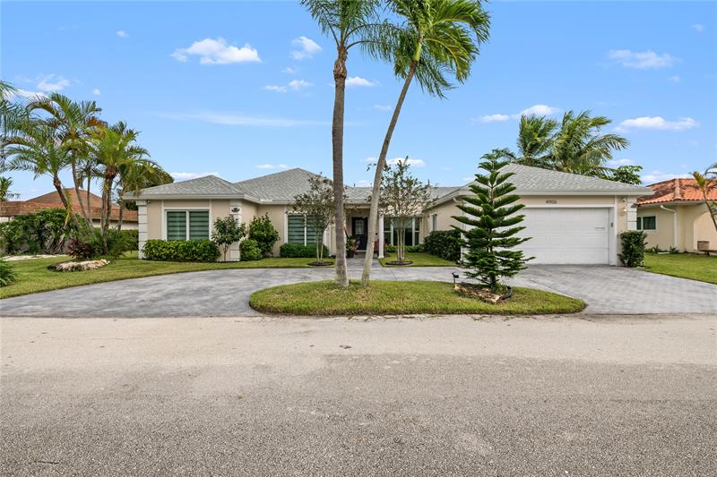 4906 N Travelers Palm Lane Tamarac FL 33319