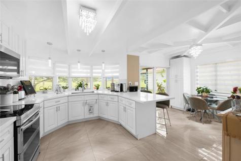 4906 N Travelers Palm Lane Tamarac FL 33319