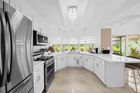 4906 N Travelers Palm Lane Tamarac FL 33319
