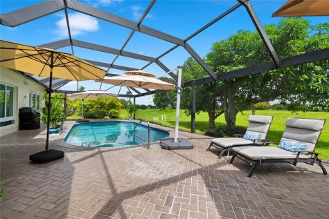 4906 N Travelers Palm Lane Tamarac FL 33319