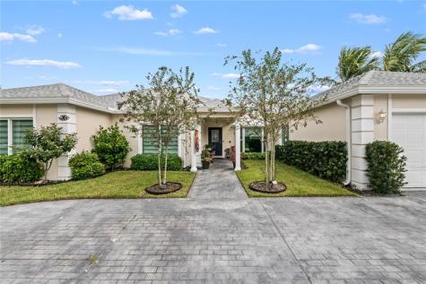4906 N Travelers Palm Lane Tamarac FL 33319