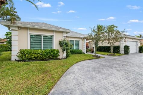 4906 N Travelers Palm Lane Tamarac FL 33319