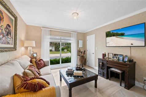 4906 N Travelers Palm Lane Tamarac FL 33319