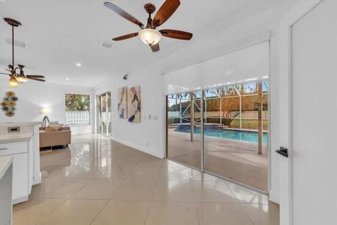 13702 NW 10th Court Pembroke Pines FL 33028