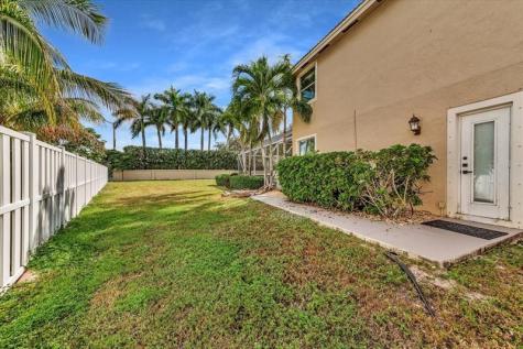 13702 NW 10th Court Pembroke Pines FL 33028