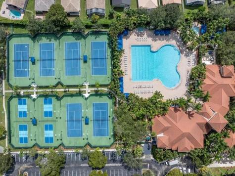 13702 NW 10th Court Pembroke Pines FL 33028