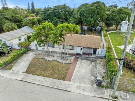 842 Kaye Street West Palm Beach FL 33405