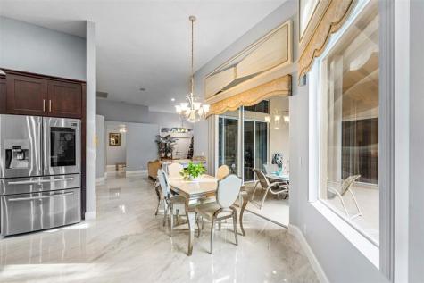 3852 Oak Ridge Circle Weston FL 33331