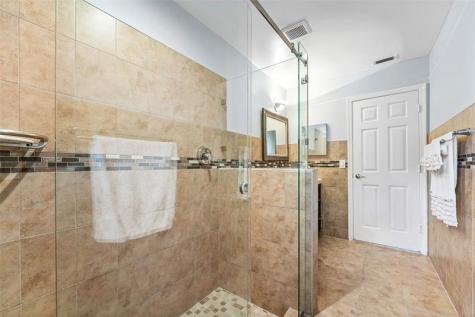 3852 Oak Ridge Circle Weston FL 33331