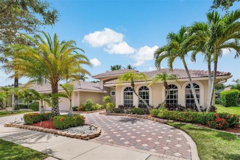 3852 Oak Ridge Circle Weston FL 33331