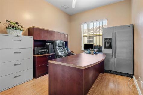 3852 Oak Ridge Circle Weston FL 33331