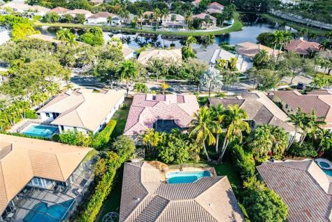 3852 Oak Ridge Circle Weston FL 33331