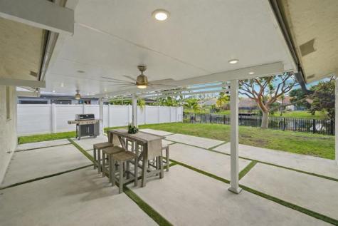 8340 SW 27th Place Davie FL 33328