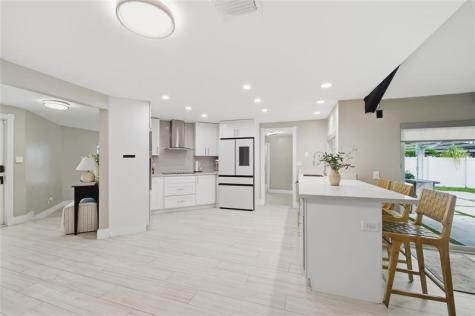 8340 SW 27th Place Davie FL 33328
