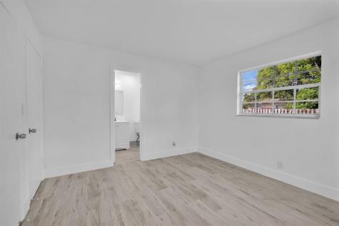 4911 NW 16th Street Lauderhill FL 33313