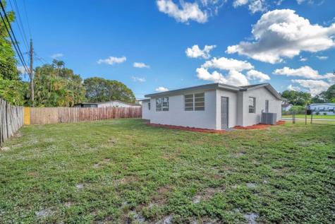 4911 NW 16th Street Lauderhill FL 33313