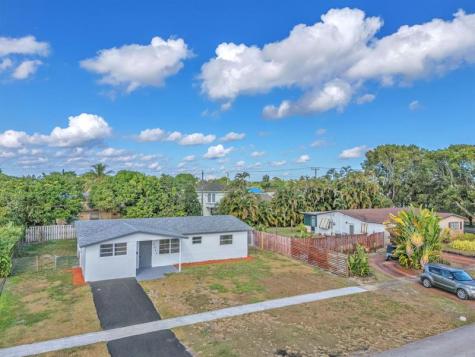 4911 NW 16th Street Lauderhill FL 33313