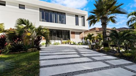 823 Ponce De Leon Drive Fort Lauderdale FL 33316