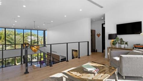 823 Ponce De Leon Drive Fort Lauderdale FL 33316