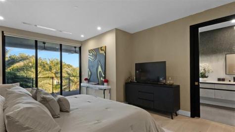 823 Ponce De Leon Drive Fort Lauderdale FL 33316